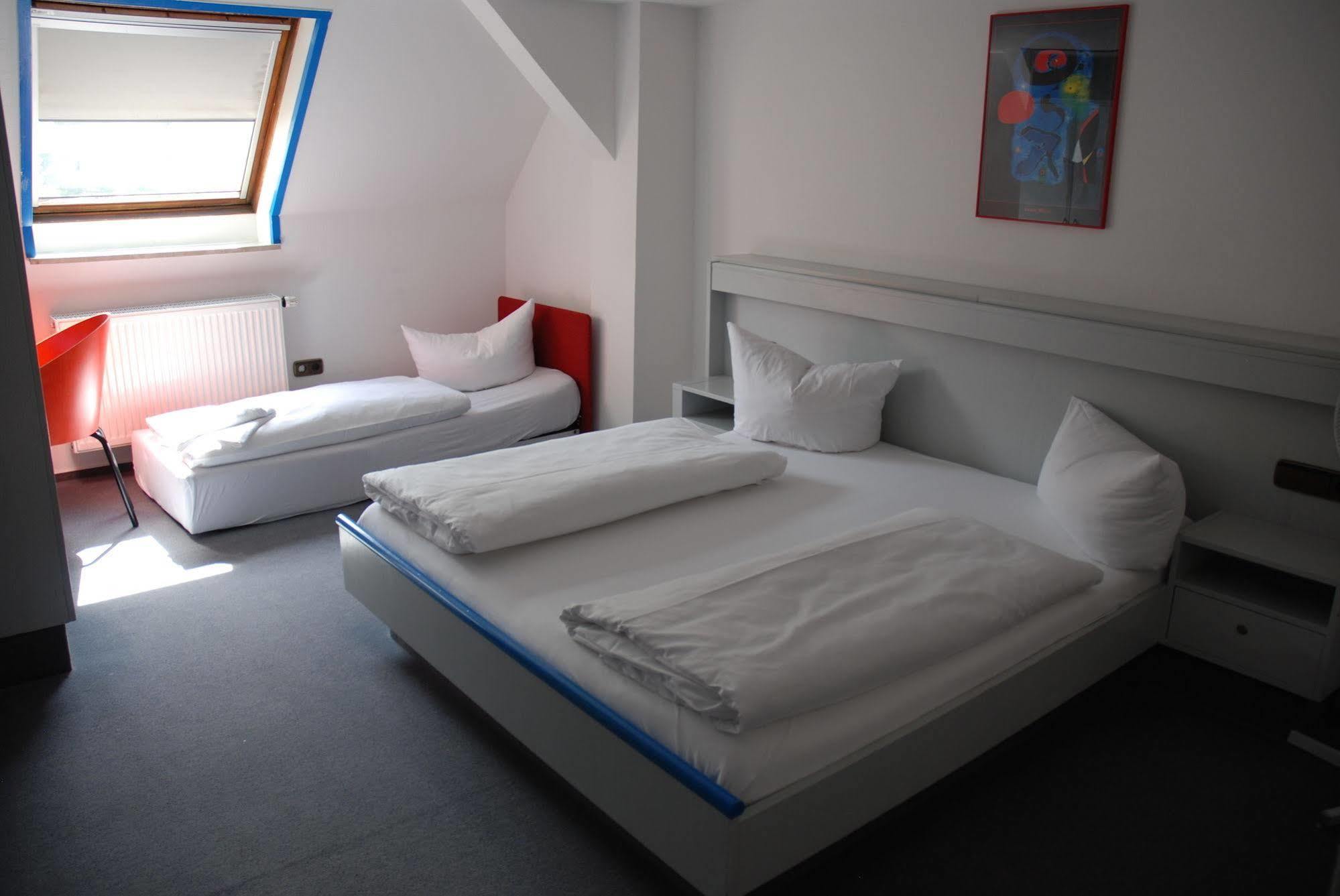 Hotel Zur Post Leipheim Ngoại thất bức ảnh
